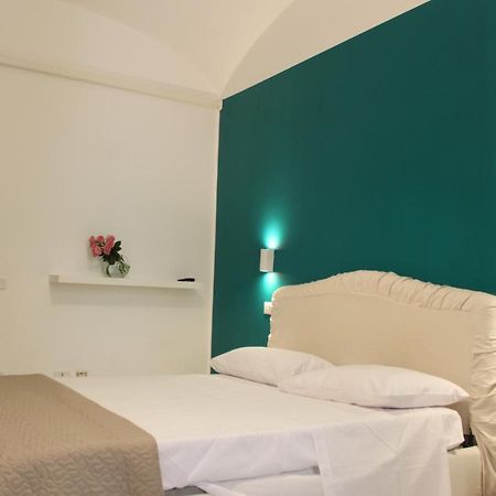 Casa Luna - Accomodation In Santa Maria Maggiore Rzym Zewnętrze zdjęcie