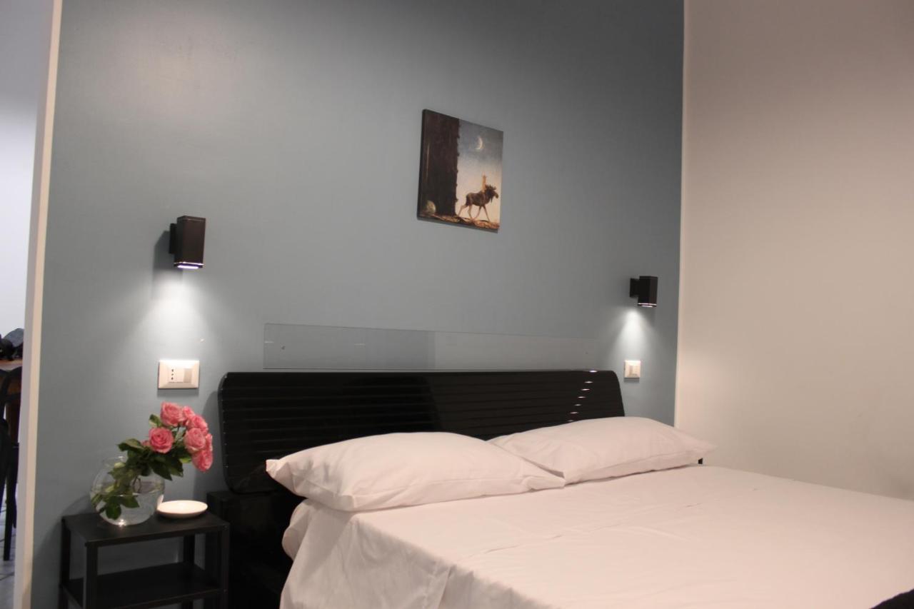 Casa Luna - Accomodation In Santa Maria Maggiore Rzym Zewnętrze zdjęcie